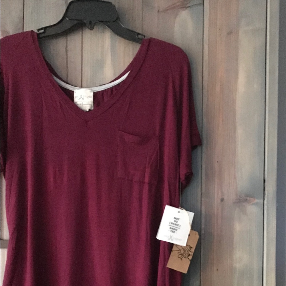 Soft high/low basic pocket tee
